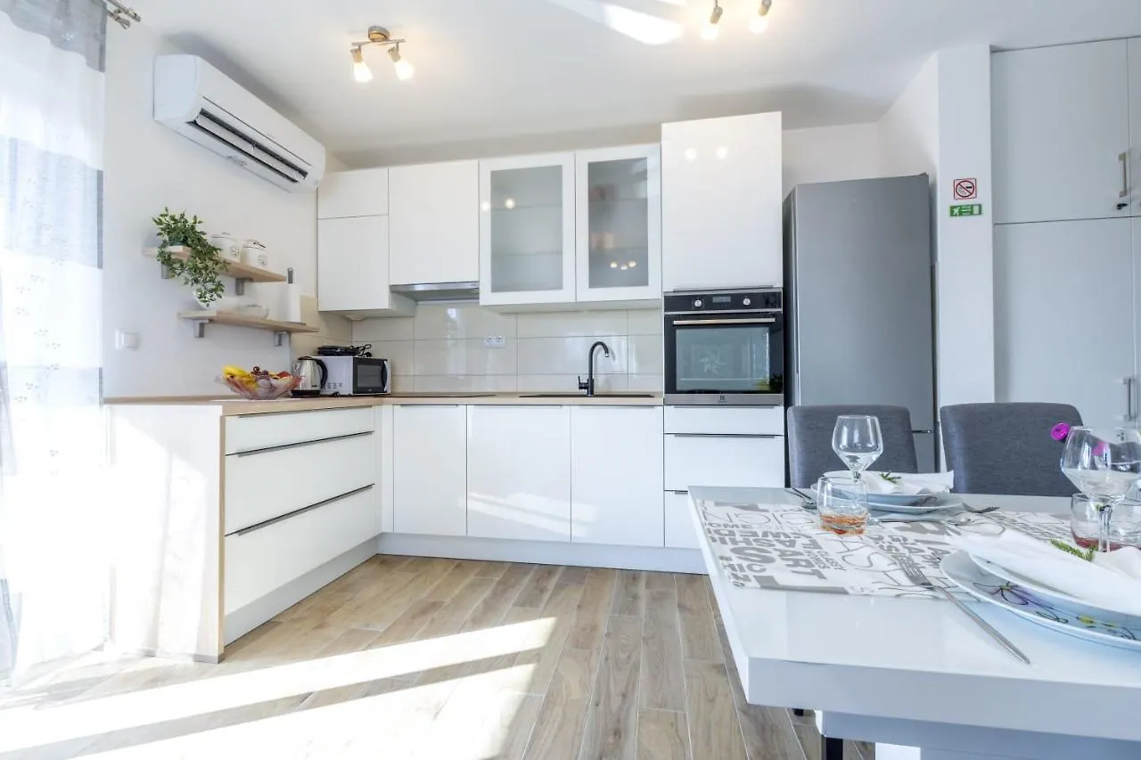 Mary Apartment Trogir Croatia