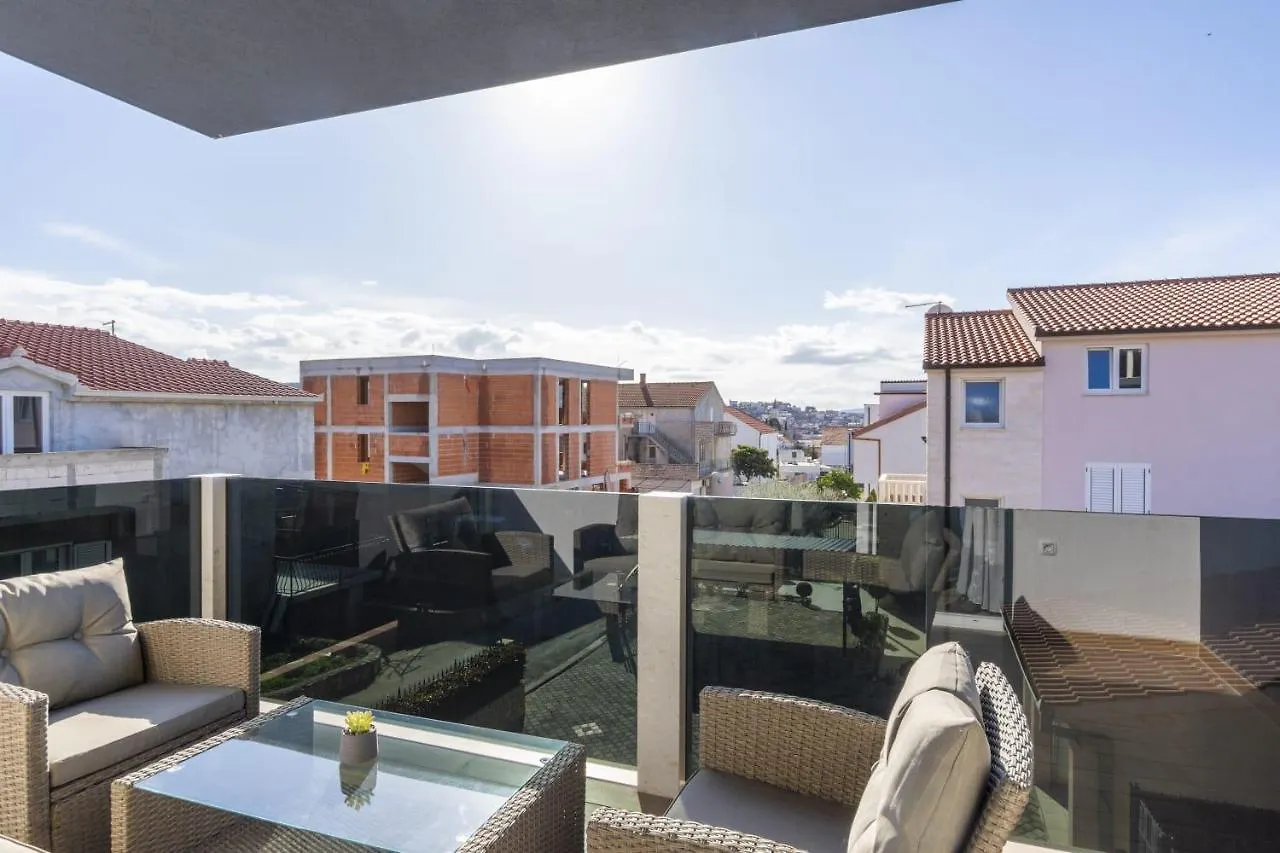Mary Apartment Trogir